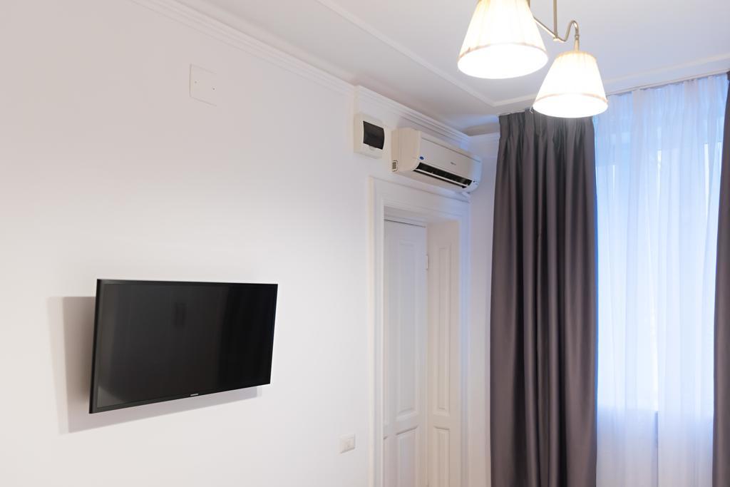 Kristen House Bucarest Esterno foto